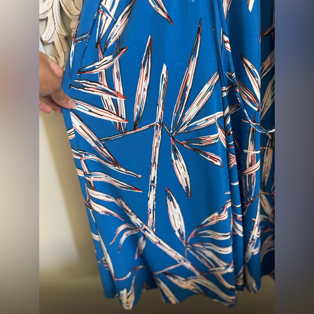 🔥Blogger Favorite Blue Tropical Print Cropped Jumpsuit ✨ Greece Vacation Luxe - Picture 11 of 13